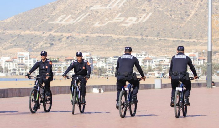 Politieagenten met de fiets in Agadir