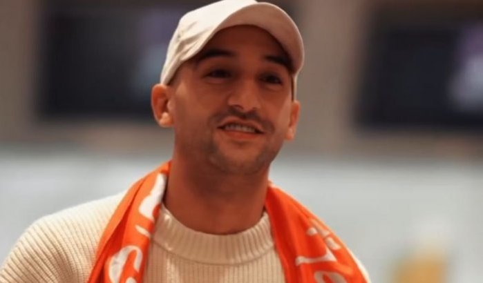 Warm welkom voor Hakim Ziyech bij Al Duhail (video)