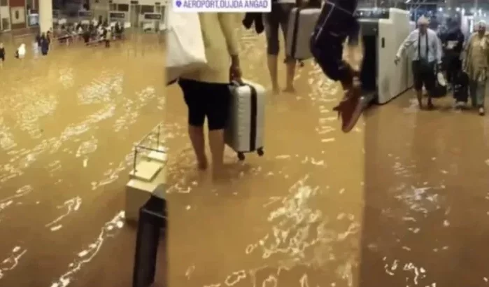 Luchthaven Oujda Angads onder water