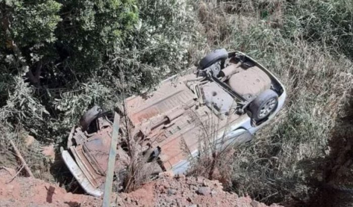Auto met toeristen stort in ravijn in Marokko