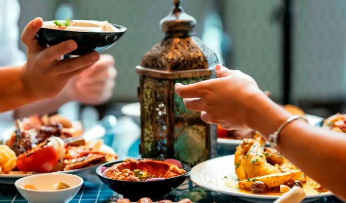 Eten met onbekenden: nieuw concept bestrijdt eenzaamheid in Marokko