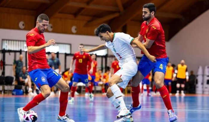 Marokko zet Spanje op zijn plek in futsal-revanche (video)