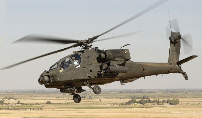 Marokko toont eerste Apache AH-64E helikopter