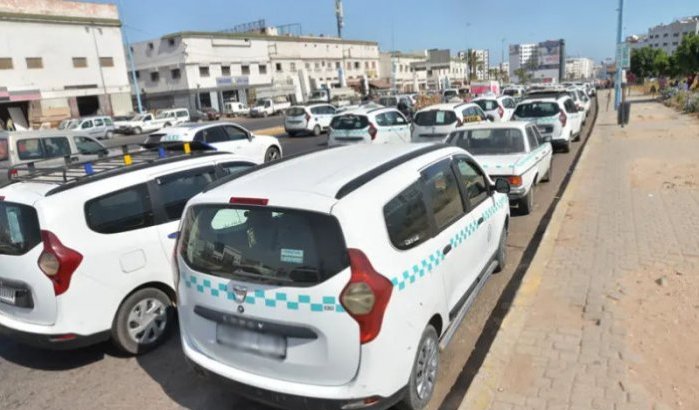 Woede in Casablanca na actie van taxichauffeurs tegen studentenbus