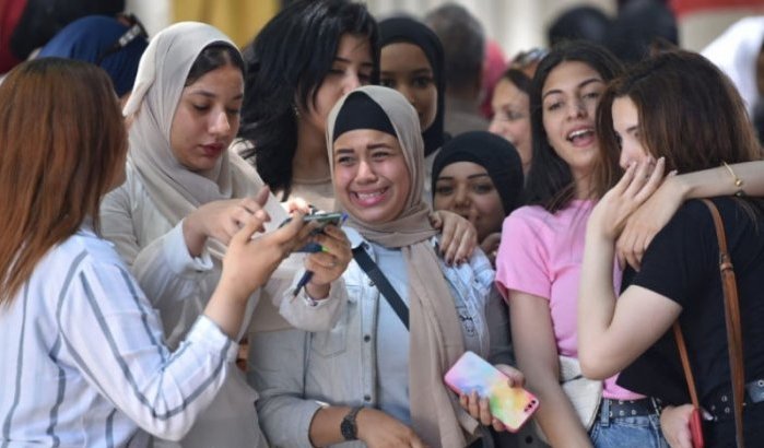 Geen mobieltjes en make-up meer op school in Marokko