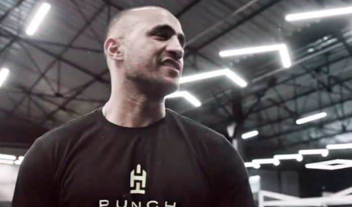 Badr Hari opent vierde sportschool in Marokko (video)