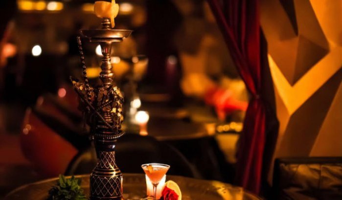 De oproep van cafés en nachtclubs in Marrakech