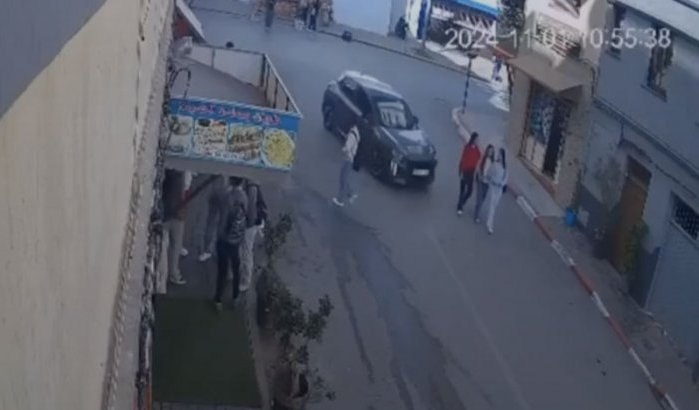 Auto rijdt schoolmeisjes aan in Al Hoceima