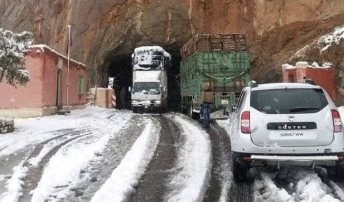 Sneeuw in Zaabal-tunnel: zuidoosten van Marokko afgesloten