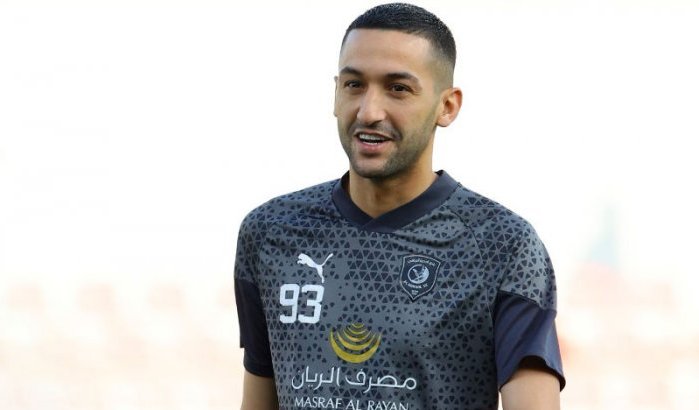 Hakim Ziyech ontmoet teamgenoten voor eerste training (video)