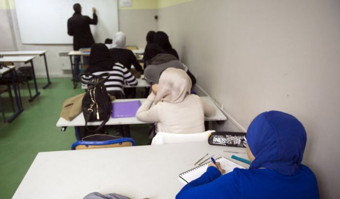 België bezorgd over "her-islamisering" in scholen