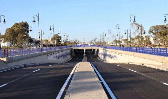 Tanger graaft tunnels met zicht op WK