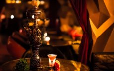 De oproep van cafés en nachtclubs in Marrakech