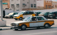 Duitse toeriste achtervolgd en afgeperst door taxichauffeurs in Agadir