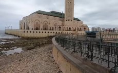 Zwemverbod bij de Hassan II Moskee in Casablanca