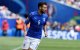 Italië: international Antonio Candreva schiet Marokkaans meisje te hulp